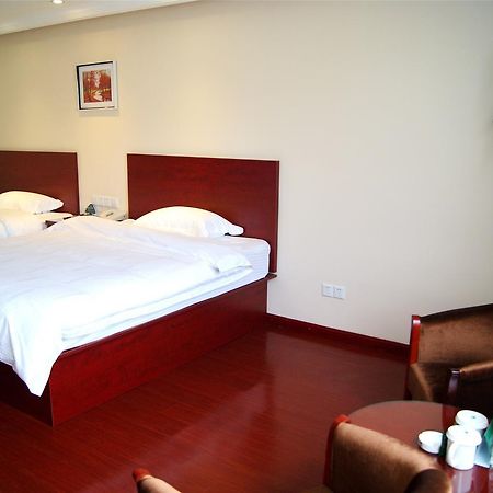 Greentree Inn Jilin Liaoyuan Zhongkang Street Longjihuadian Business Hotel Esterno foto